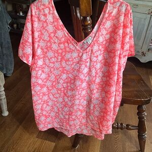 Eyeshadow size 1X ladies top